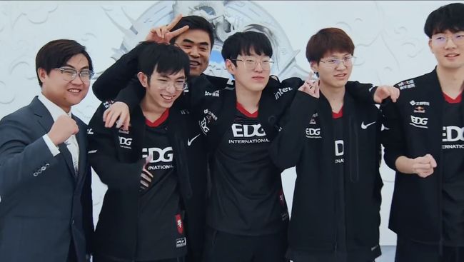 官方：阿莫林正式接任曼联 代理主帅鲁德已经离队.