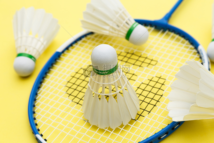 明年自由市场大牌云集，湖人三主力在列，杜兰特哈登入围